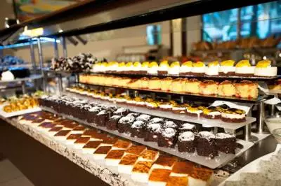 کریستال اورا بیچ ریزورت آنتالیا